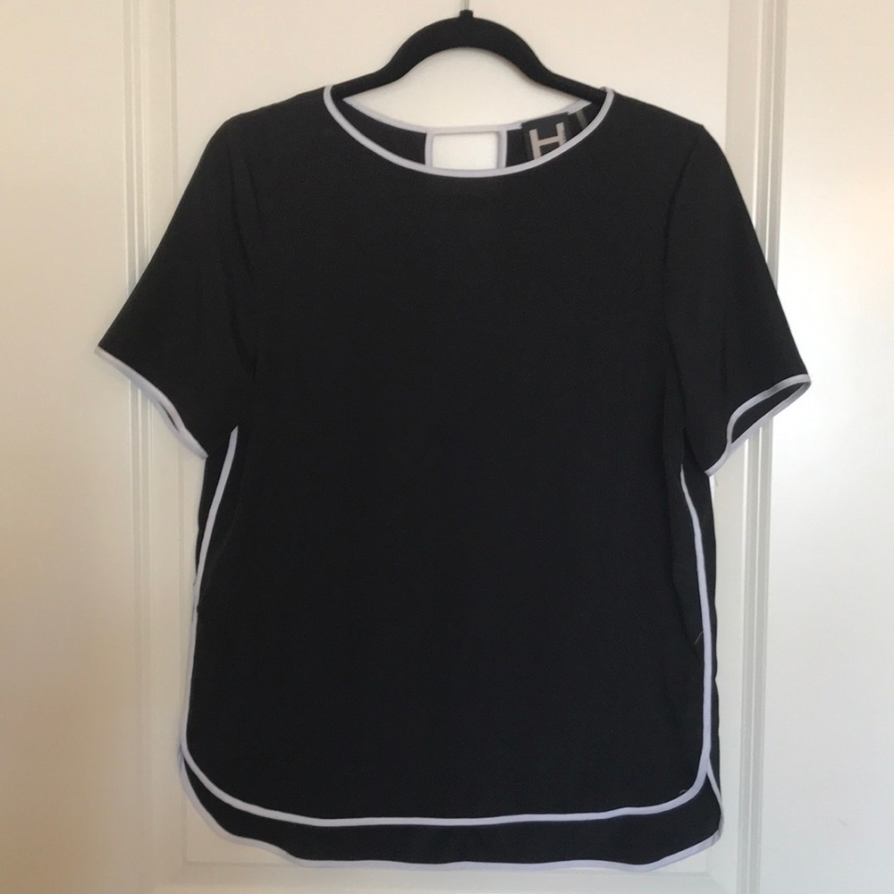 Black and white Bordeaux blouse with open back